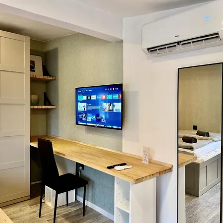 Monte Poddasze I Ciasna Ale Wanna I 5 Minut Plaza