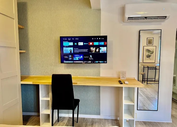 Monte Poddasze I Ciasna Ale Wanna I 5 Minut Plaza Апартаменты *