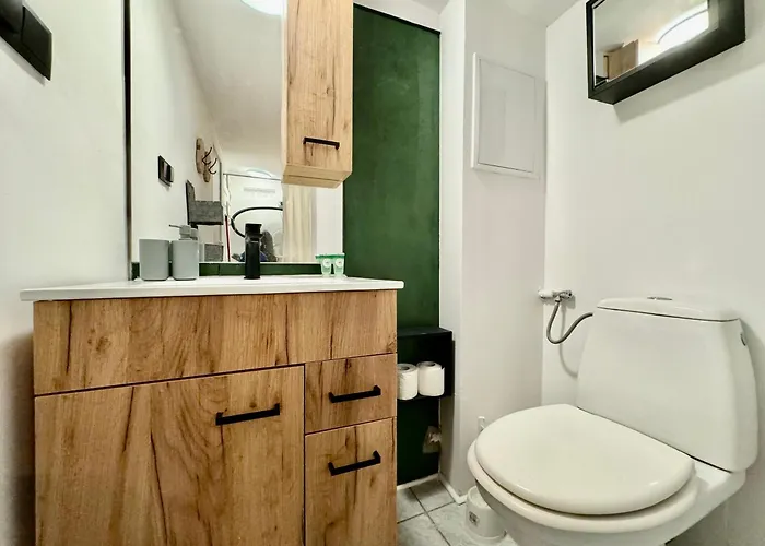 Monte Poddasze I Ciasna Ale Wanna I 5 Minut Plaza Apartmán